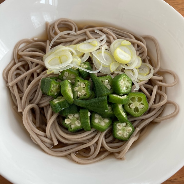 オクラの冷たい蕎麦